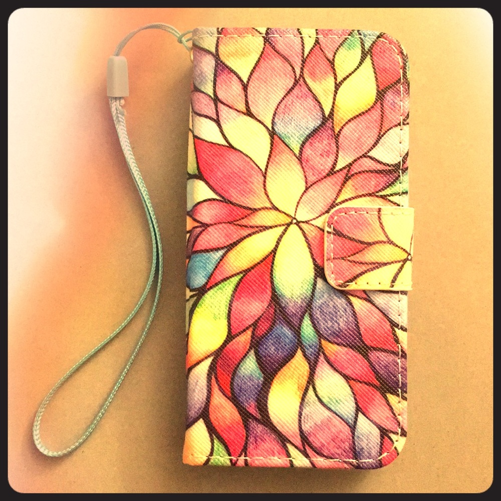 IPhone 5C Case Wallet, Wrist Strap, Flower Design
